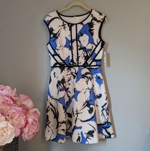 Nordstrom Sandra Darren l NWT Floral Print…